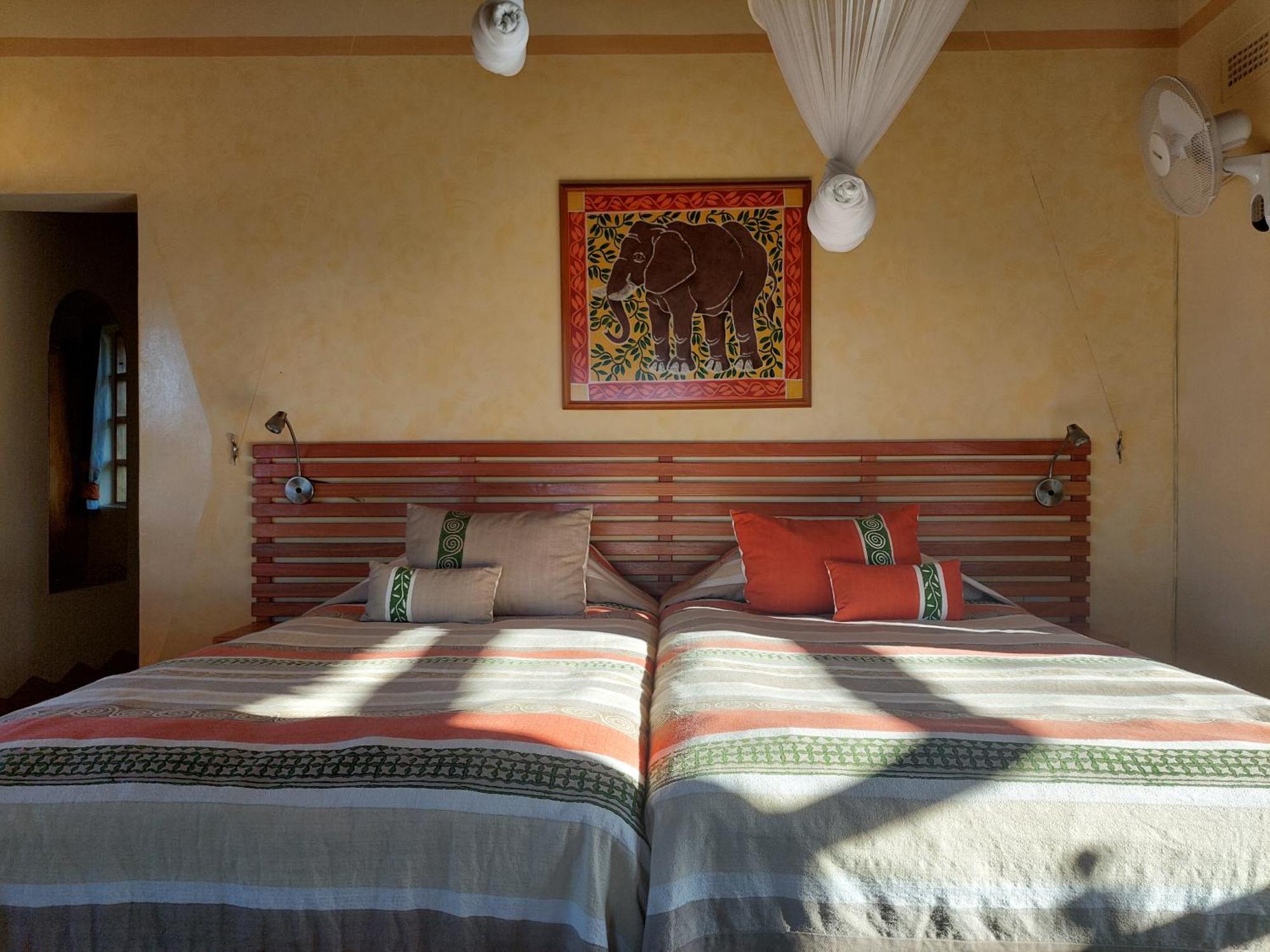Musangano Lodge Odzi エクステリア 写真